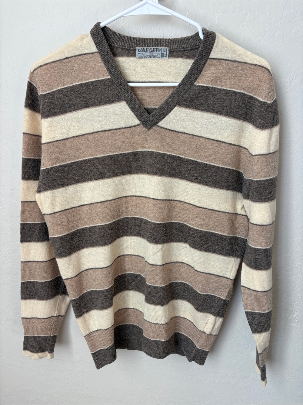 VTG Jaeger 80s 100% Lambswool Women’s Striped V-Neck Sweater Earth Tones